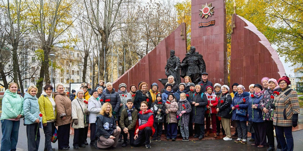 Москвичей приглашают принять участие в онлайн-акции «Мой памятник Победы»