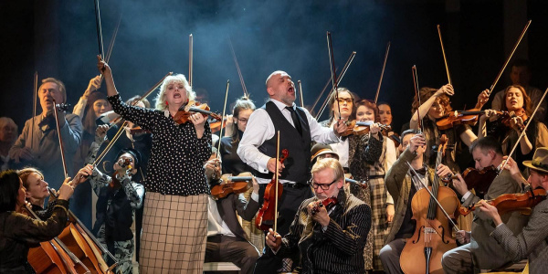 «Репетиция оркестра». Какой получилась одна из самых ожидаемых премьер сезона в Ленкоме