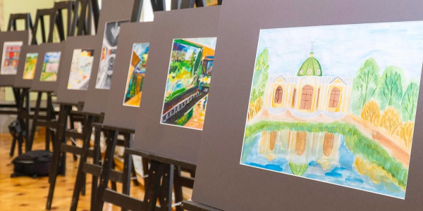 В столице открыт прием заявок на конкурс детского рисунка «Наследие моего района»