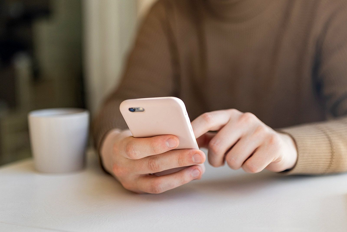 Проект «Перезвони сам» напомнил о правилах кибербезопасности накануне распродаж