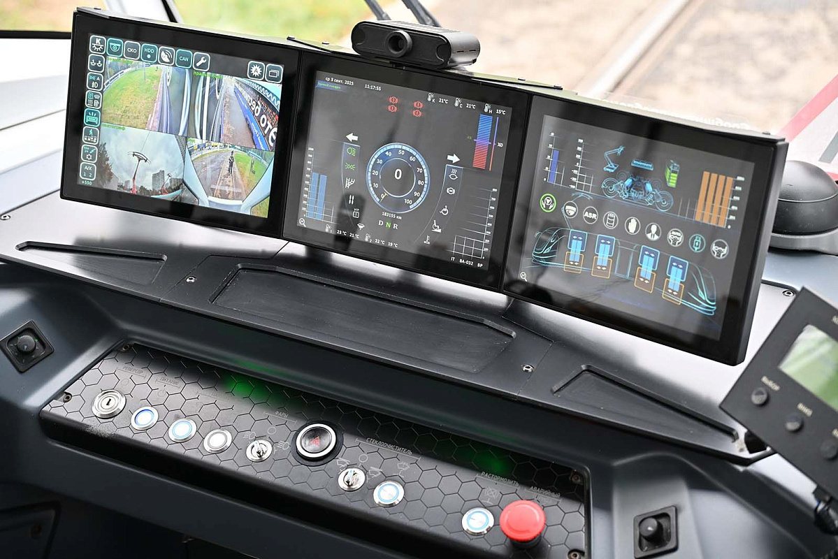 С момента запуска беспилотный трамвай перевез более 60 тысяч пассажиров