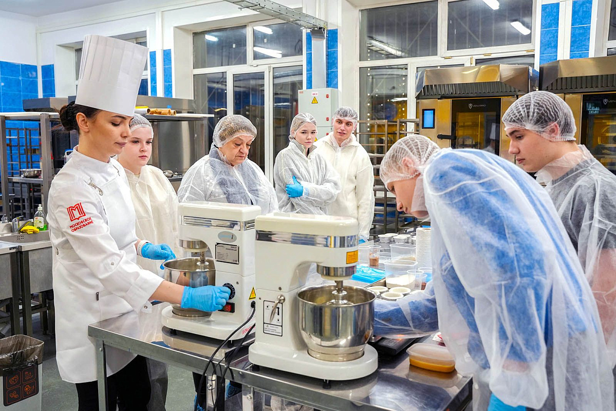 Столичные колледжи приглашают школьников на дни открытых дверей